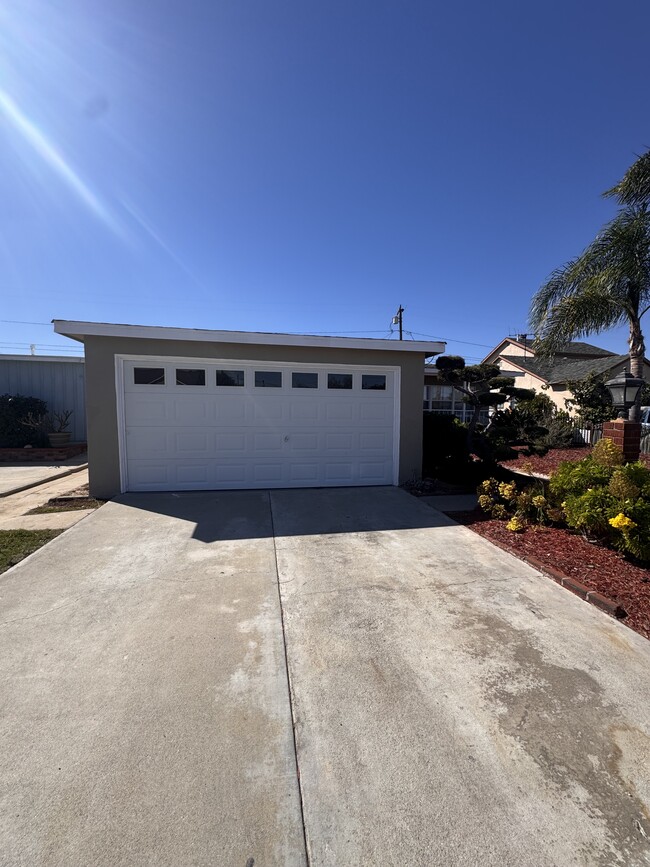 Foto del edificio - 15419 Cimarron Ave