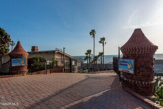 Building Photo - 11770 Pacific Coast Hwy