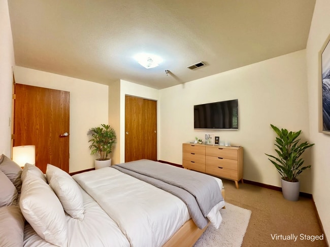 Building Photo - Comfortable Living at Blume Lofts, Wapakoneta