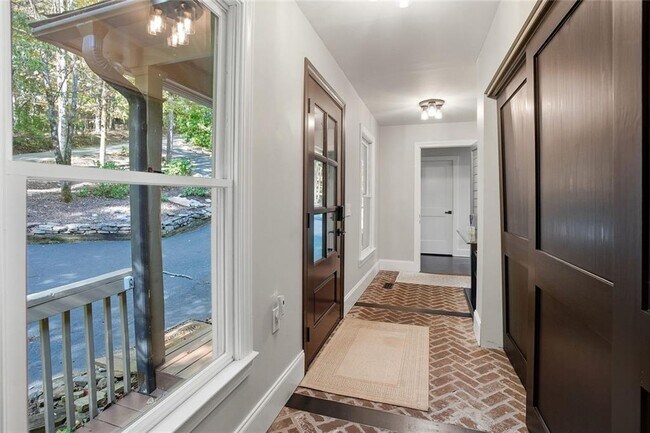 Foto del edificio - 203 Wild Azalea Cir