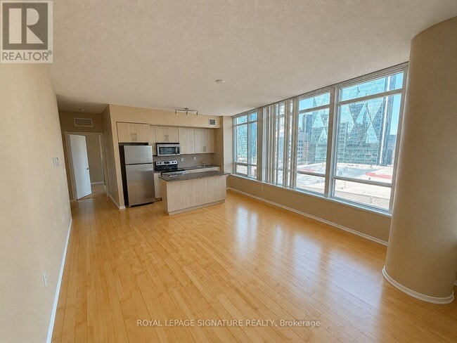 Building Photo - 65 Bremner Blvd