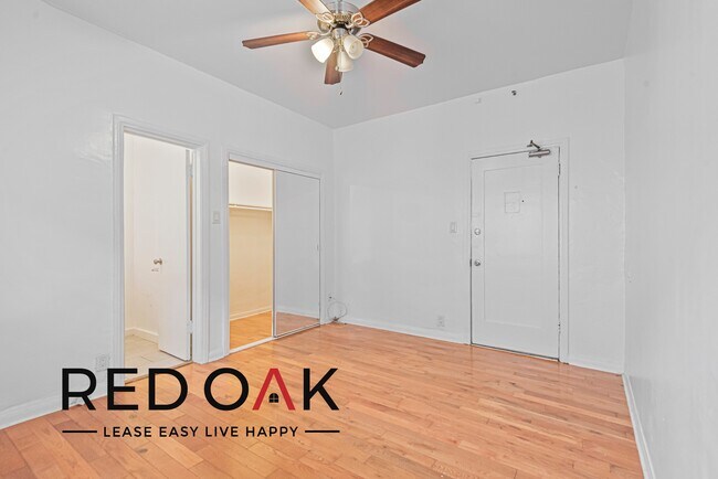 Foto del edificio - ~2 Months FREE~ Charming Studio with Expos...