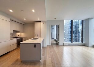 Building Photo - 135 Seaport Blvd