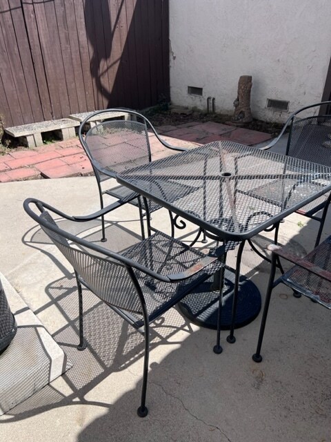 Foto del edificio - 2354 Canyon Park Dr