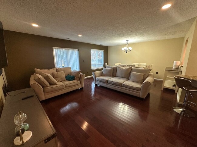 Foto del edificio - 26 Catherine Ct