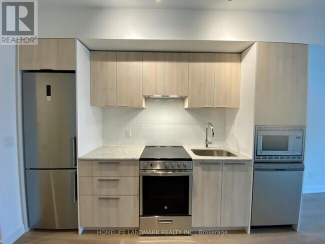 Building Photo - 18 Maitland Terrace