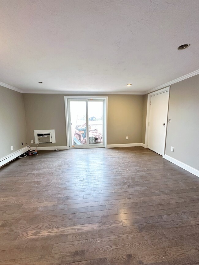 Building Photo - 51 Plover Rd