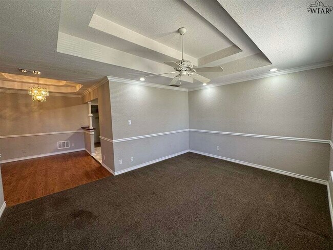 Building Photo - 4803 Spiser Ln