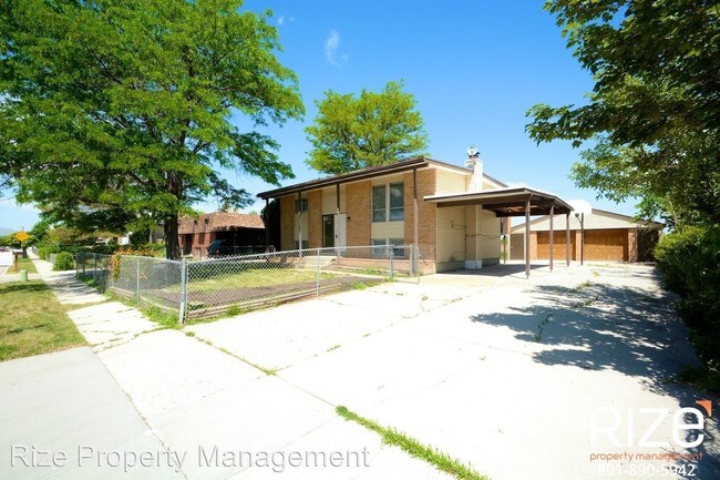 Building Photo - 5 br, 2 bath House - 4156 W Wendy Ave