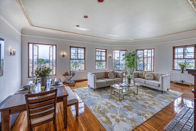 Interior Photo - Los Altos – A Legendary Residence at 4121 Wilshire Blvd