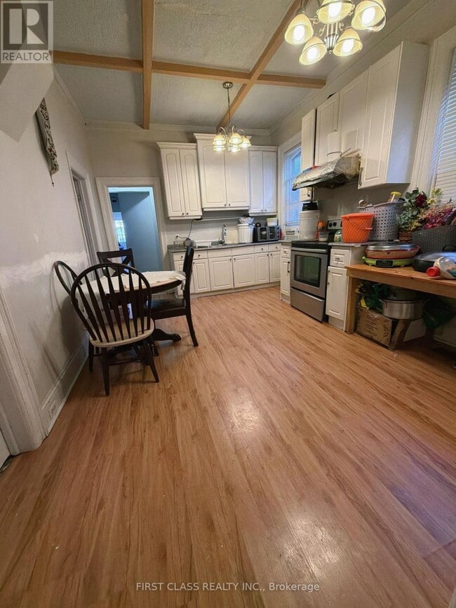 Building Photo - 432 Charlotte St