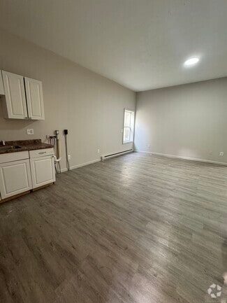 Building Photo - 50 Hunters Ave