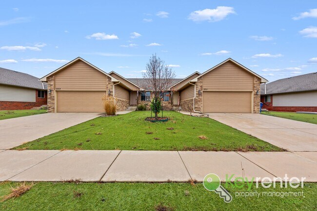 Foto del edificio - 2311-2313 E Coolwater St Duplex