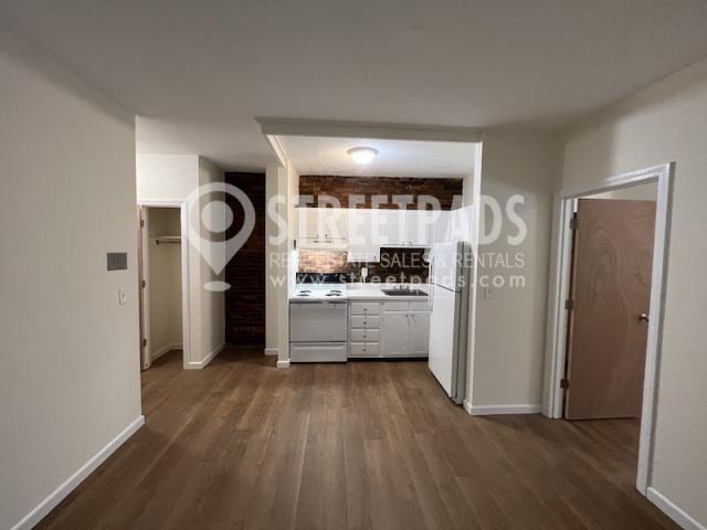 Building Photo - 1 bedroom in Boston MA 02130