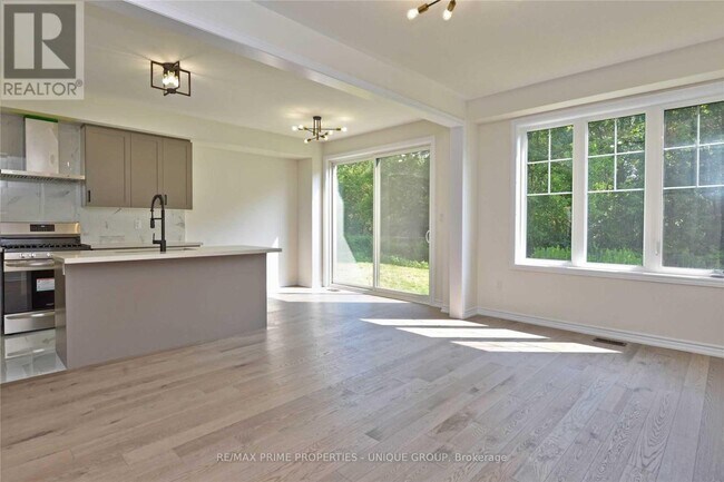 Building Photo - 25 Swordfish Dr