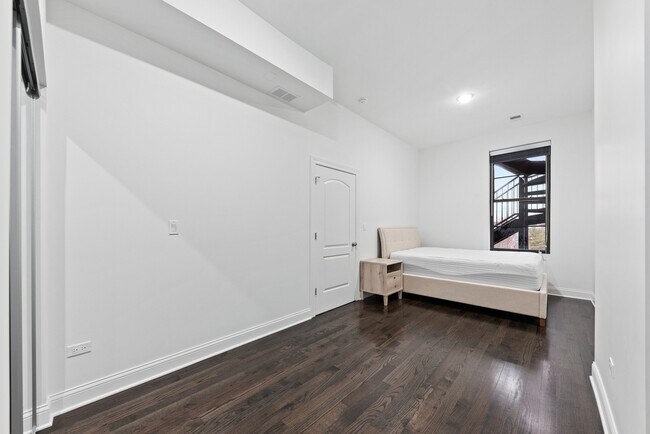 Foto del edificio - 3315 S Morgan St