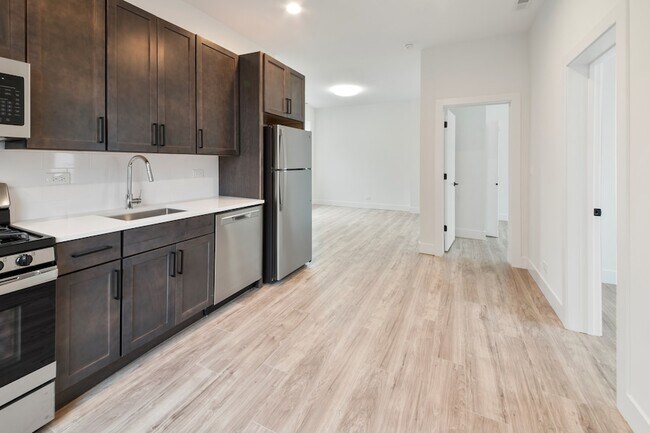 Foto del edificio - 1921 West Summerdale Avenue Unit 2R