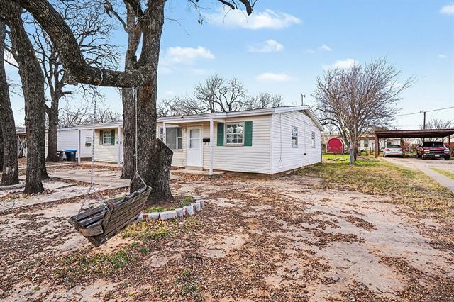 Building Photo - 2211 Barbell Ln