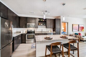 Building Photo - Cortland Hunters Creek