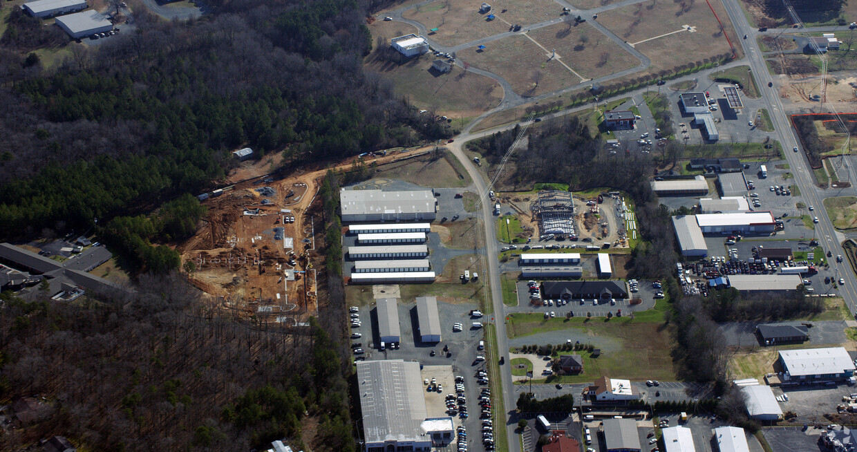 Aerial Photo - Uwharrie Trail Apartments