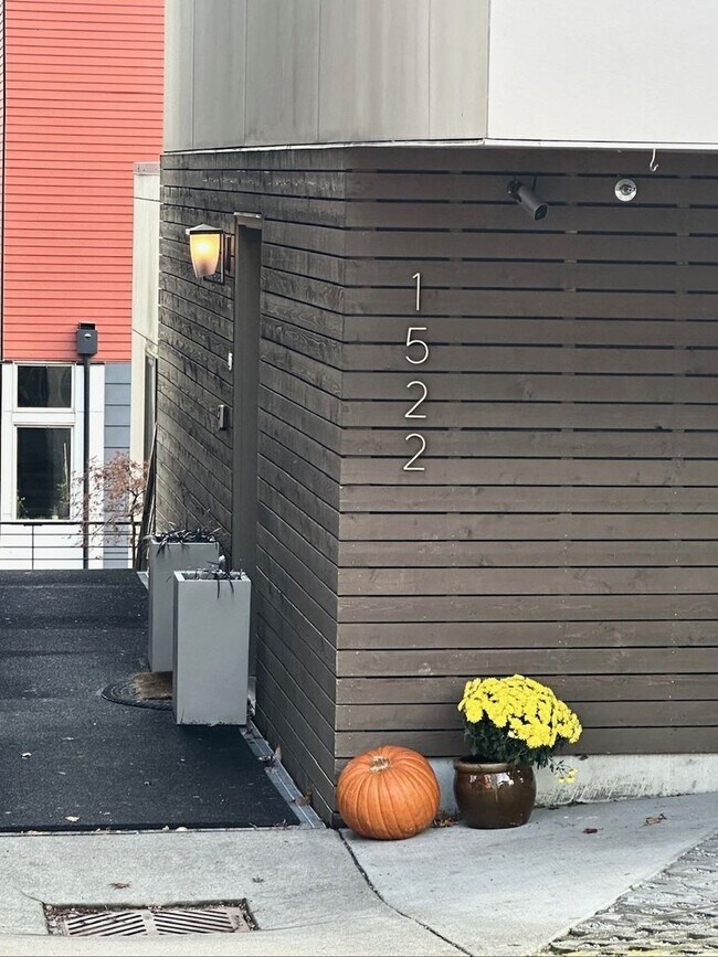 Foto del edificio - Beacon Hill Townhouse