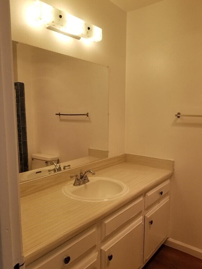 Foto del edificio - 2818 W 235th St
