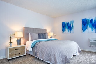 El Cordova Apartments photo'