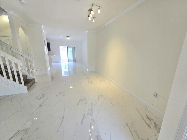 Foto del edificio - 9267 W 34th Ct