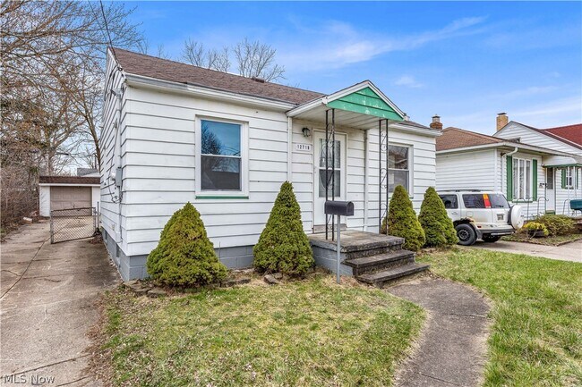 Foto del edificio - 12719 Carrington Ave