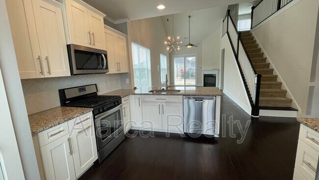 Building Photo - 2723 Tranquil Oak Pl