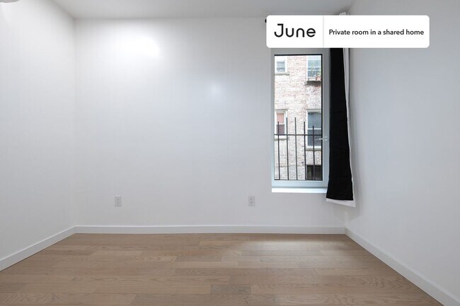 Foto del edificio - Room in Shared 4 bed/2 bath home in Ditmas Park