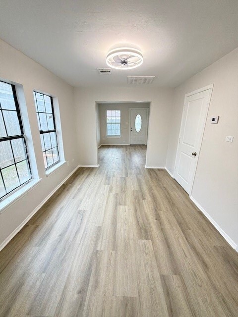 Foto del edificio - 1819 Carr St