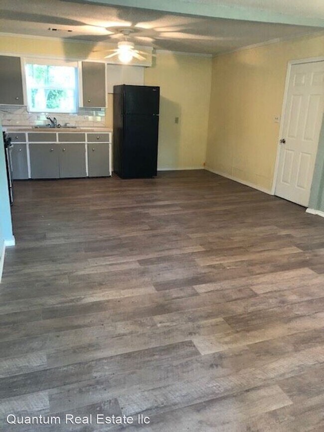 Foto del edificio - 3 br, 1 bath House - 406 SPRUCE ST