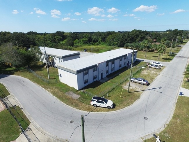 Building Photo - Cherry Oaks Apartments