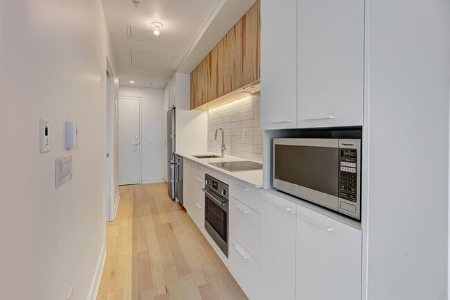 Photo du bâtiment - 1150 Bd René-Lévesque E