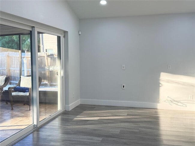 Building Photo - 2131 Morrilton Ct