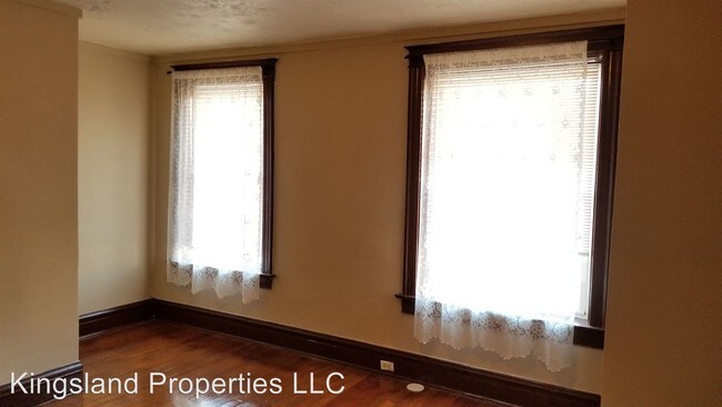 Building Photo - 562 Eiler St