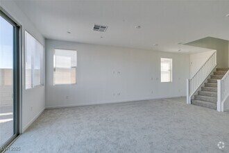 Building Photo - 635 N Water St