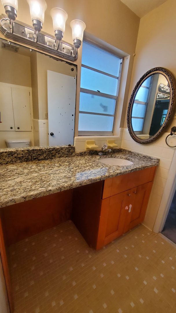 Foto del edificio - Large 3 Bedroom, 2.5 Bath with large Den and Family Room in Rainbows End, Dunnellon, FL