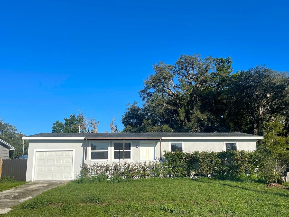 2115 Orange Blossom Ave, Sebring, FL 33870 House Rental in Sebring