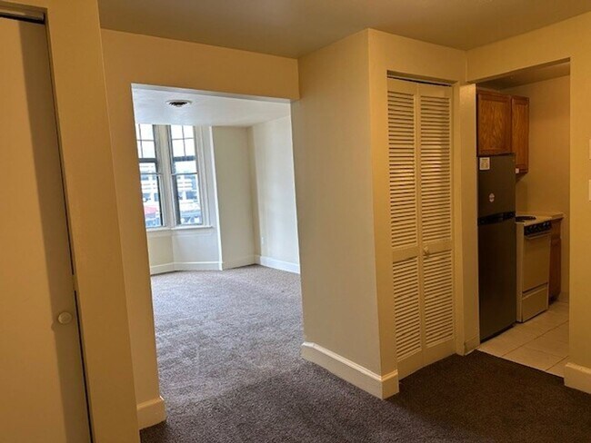 Foto del edificio - 213 N 2nd St