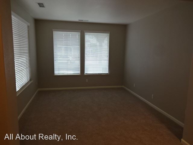 Building Photo - 4 br, 3 bath House - 2268 GREATFIELD DRIVE