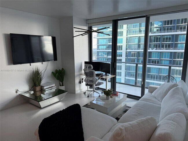 Building Photo - 1300 S Miami Ave