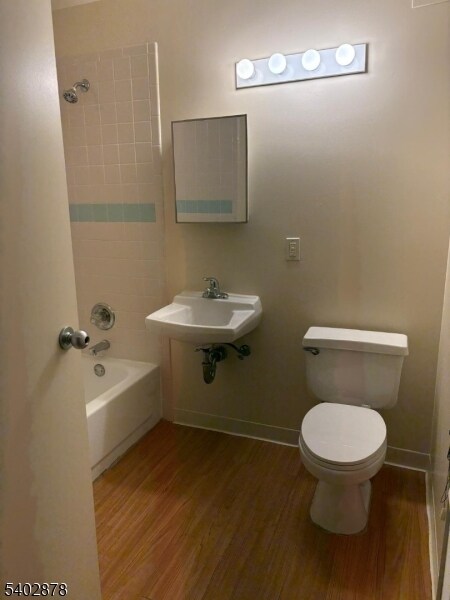 Foto del edificio - 701 Cranford Ave