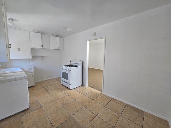 Foto del edificio - 2459 N Brighton St