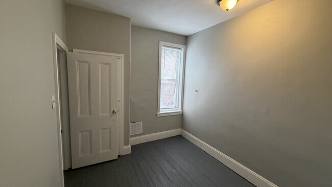 Foto del edificio - 2554 N Bouvier St