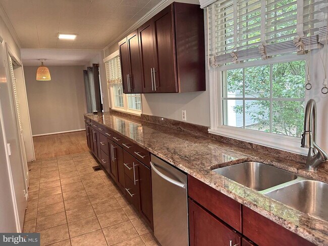 Foto del edificio - Charming Cul-de-Sac Home in a Prime Location