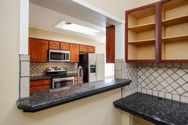 Foto del edificio - 7315 Foxside Ln