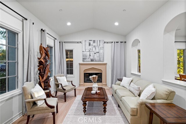 Foto del edificio - 23 Castlerock