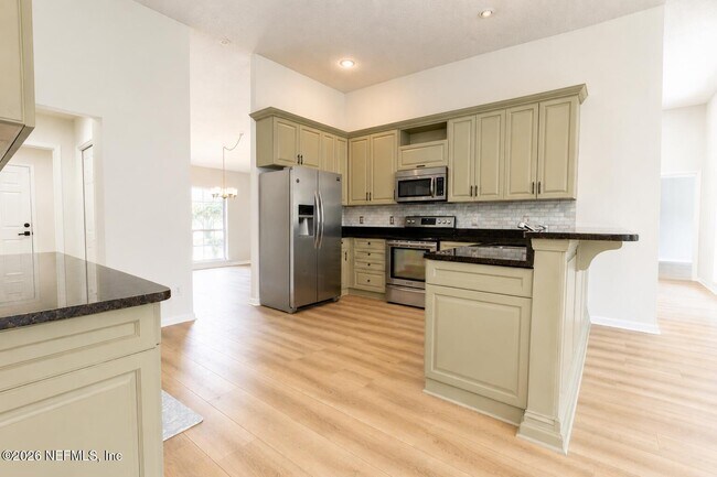 Building Photo - 4635 Forest Glen Ct